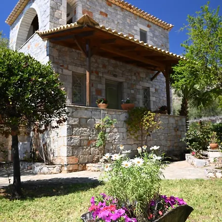 Mouses Apartments-kardamyli *