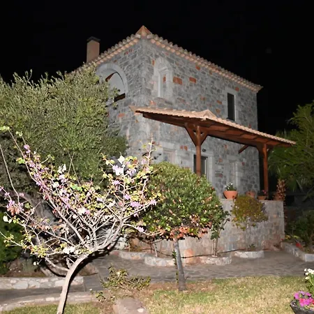 Mouses Apartments-kardamyli Hébergement de vacances *