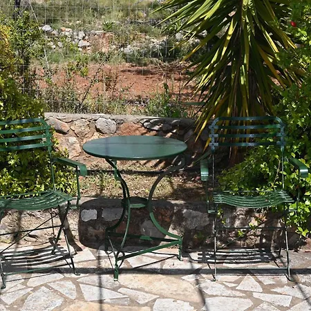 Mouses Apartments-kardamyli בית נופש *