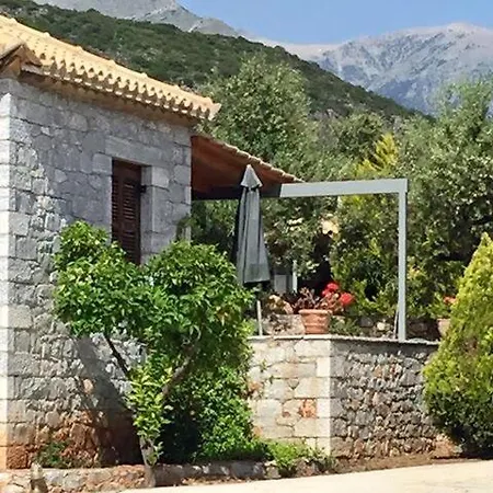 Mouses Apartments-kardamyli