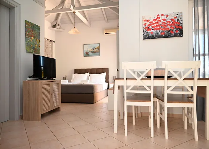 Mouses Apartments-kardamyli Кардамили