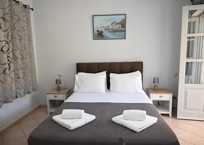 Mouses Apartments-kardamyli Vakantiehuis *