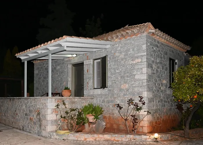 Mouses Apartments-kardamyli Vakantiehuis *