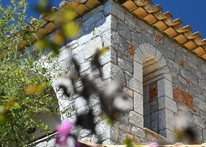 Mouses Apartments-kardamyli * קרדמילי