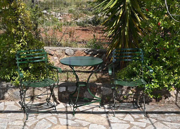 Mouses Apartments-kardamyli Vakantiehuis *