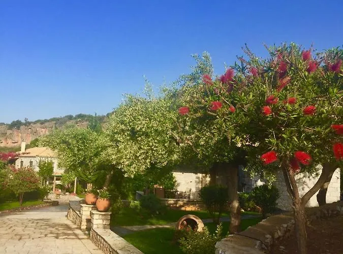 Mouses Apartments-kardamyli Vakantiehuis *