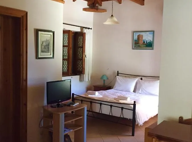 בית נופש Mouses Apartments-kardamyli קרדמילי