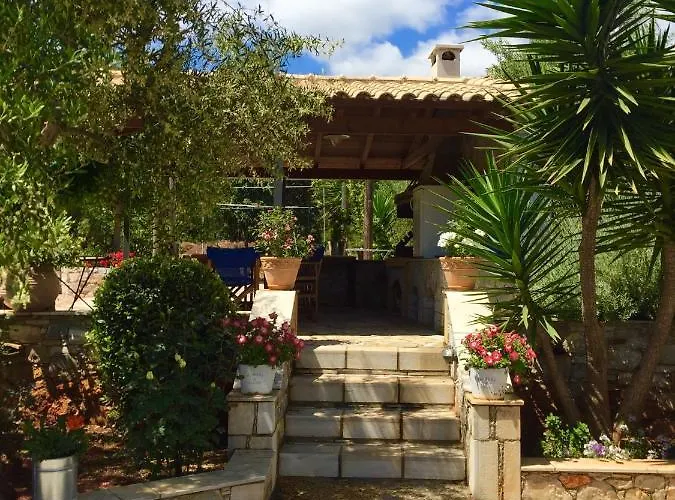 Mouses Apartments-kardamyli Vakantiehuis *